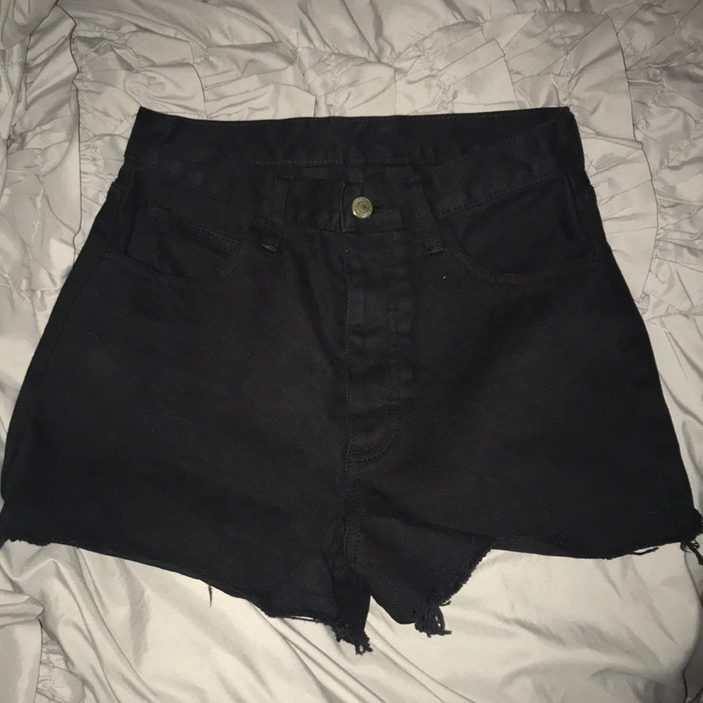Brandy Melville shorts